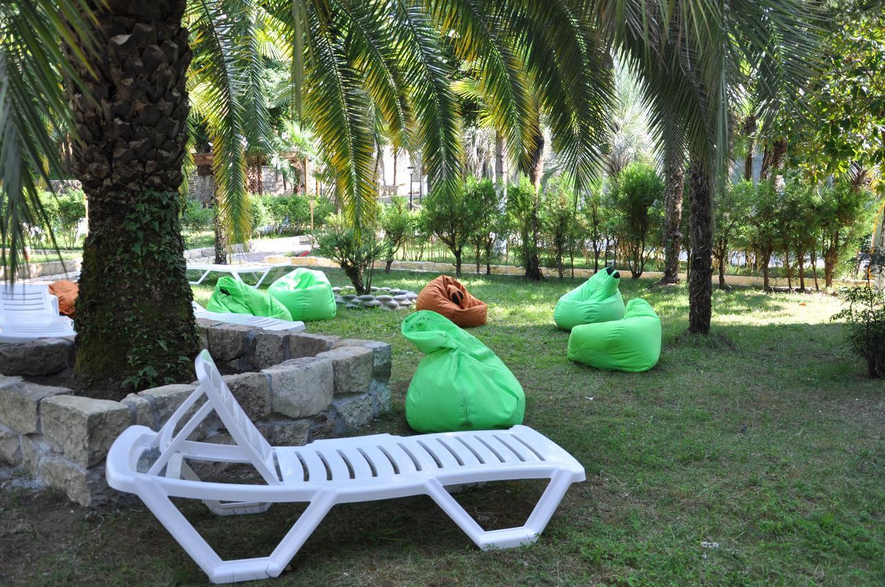 Heliopark Gora Bagrata Hotel Sukhumi Ngoại thất bức ảnh