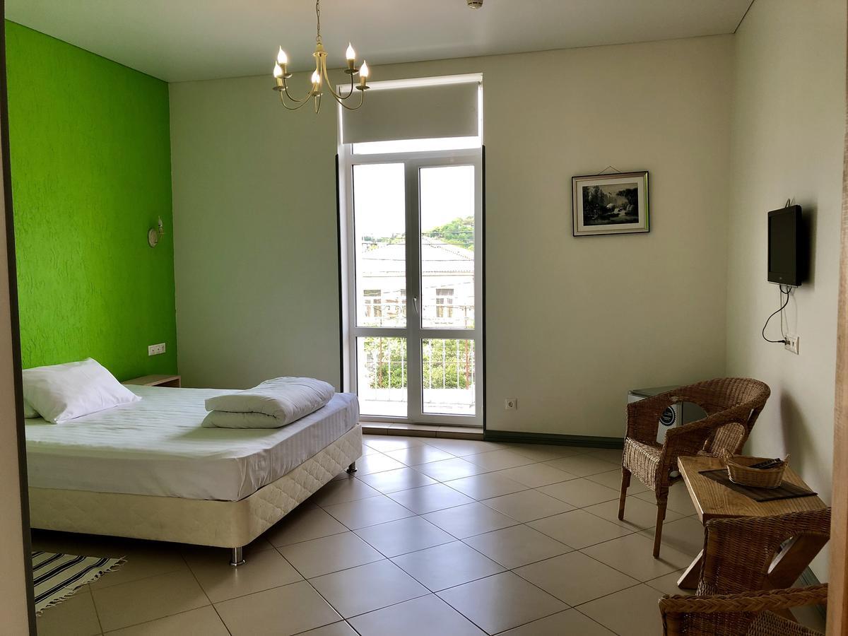 Heliopark Gora Bagrata Hotel Sukhumi Ngoại thất bức ảnh
